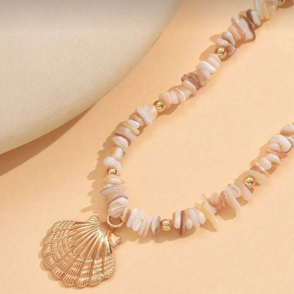 Gold Shell Necklace with Beads M586 - Picture 2 of 4